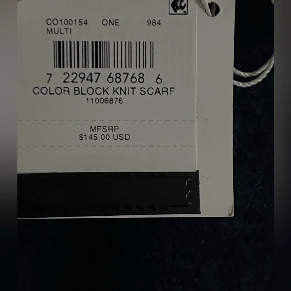 COACH Women's Colorblocked Ombré Knit Scarf- Size:O/S - Picture 4 of 8